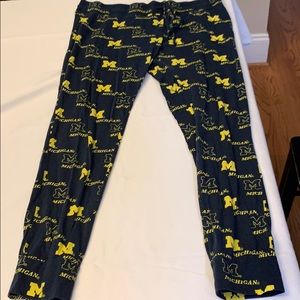 University of Michigan print lounge pant